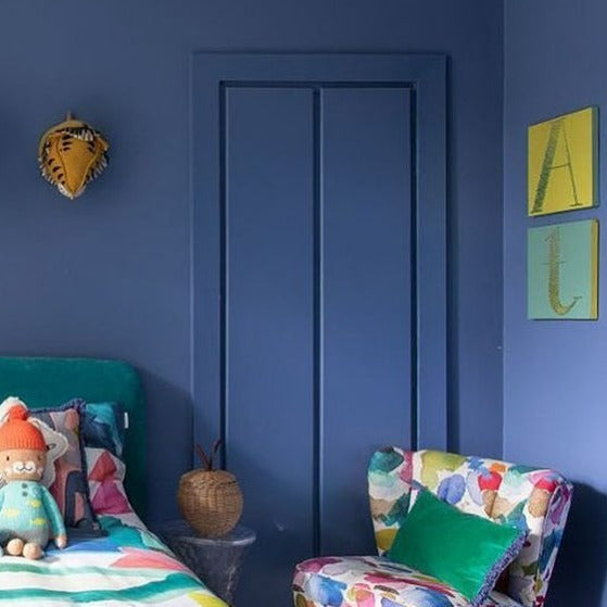Farrow & Ball Main Collection, Pitch Blue (220)